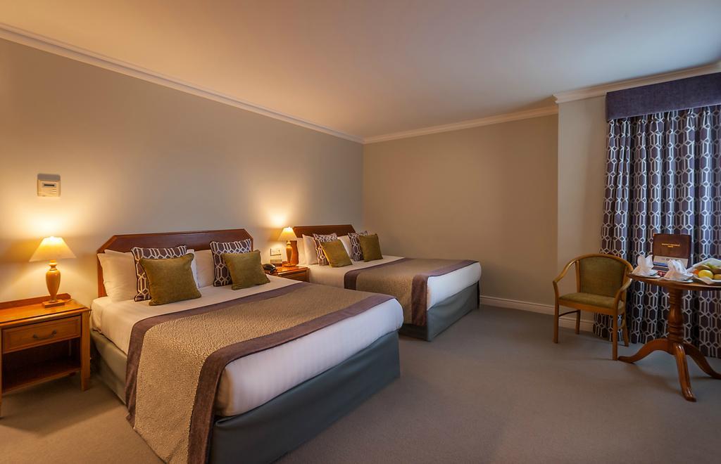 Inishowen Gateway Hotel Buncrana Exterior foto